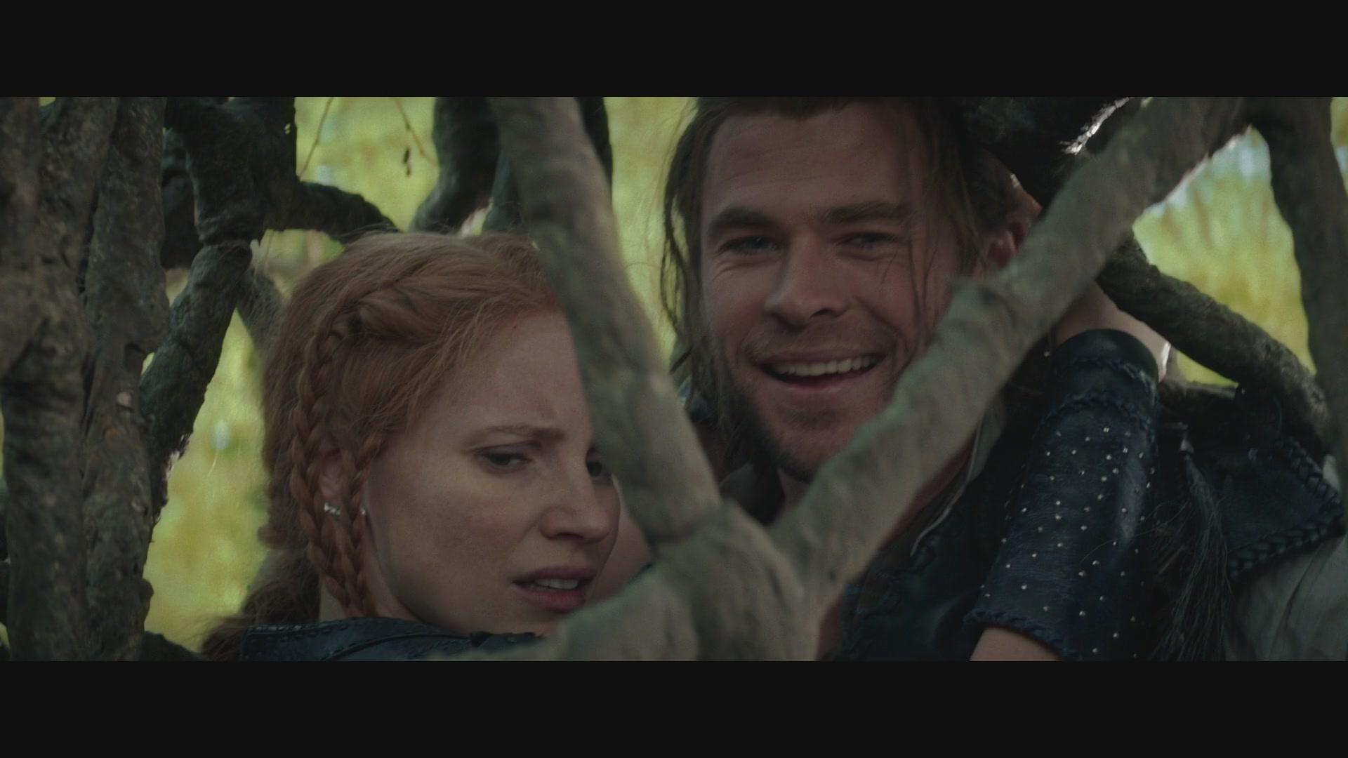 JCN-TheHuntsman-Screencaptures_0703.jpg