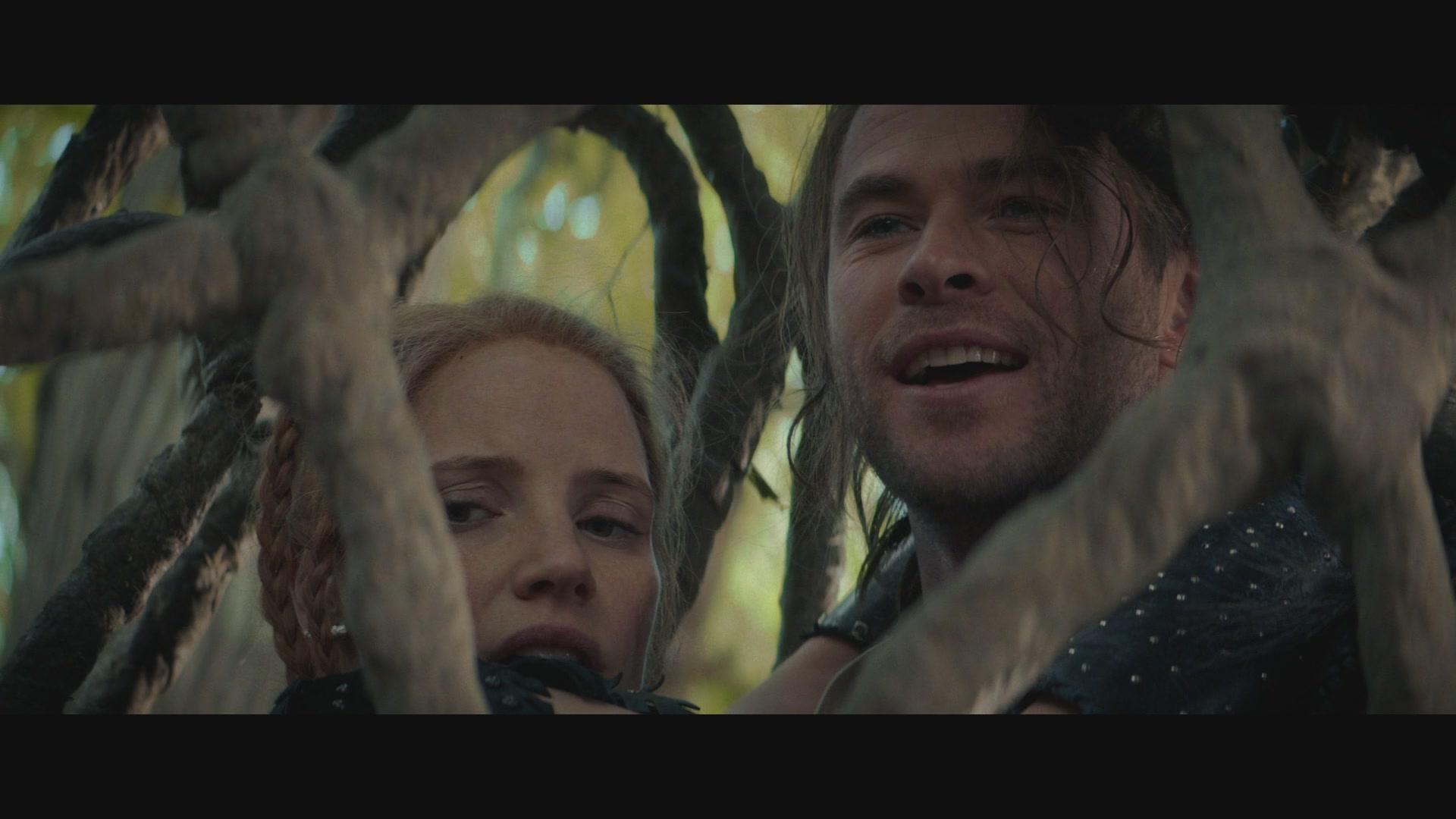 JCN-TheHuntsman-Screencaptures_0706.jpg